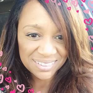 Meet your Posher, Nina